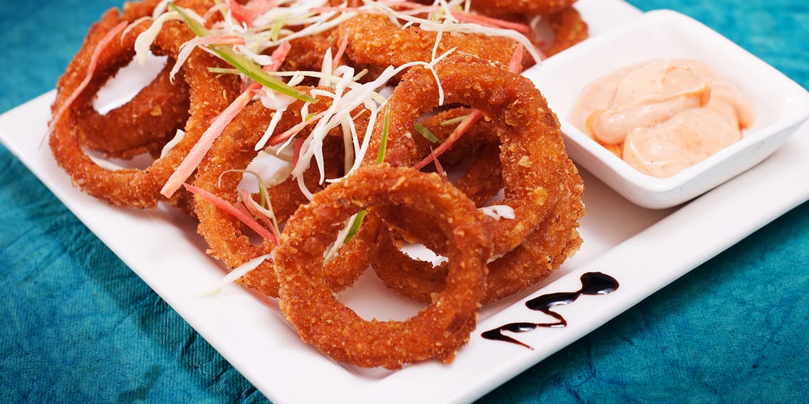 Status Veg Restaurant - Logo