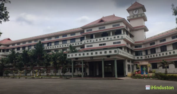 St. Patrick's Academy - Logo
