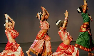 Street Dance Studio - Cover photo