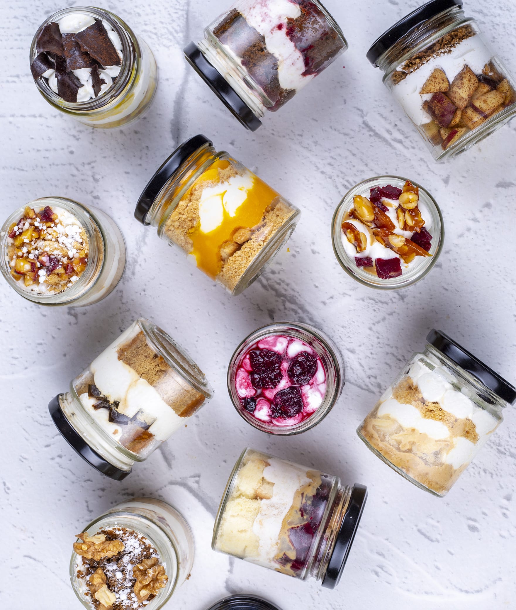 Strictly Delicious Desserts - Logo