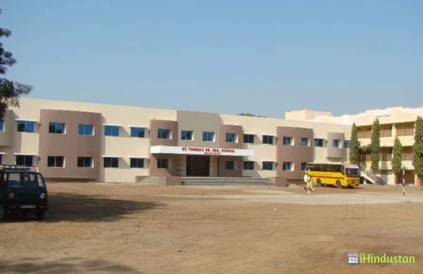 St. Thomas School - Logo