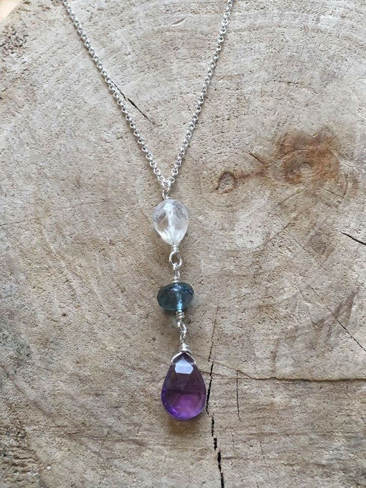 Stunning Royalty Fashion Jewellery and Accessories - Logo