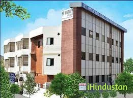 St Wilfreds College For Girls, Jaipur - Logo