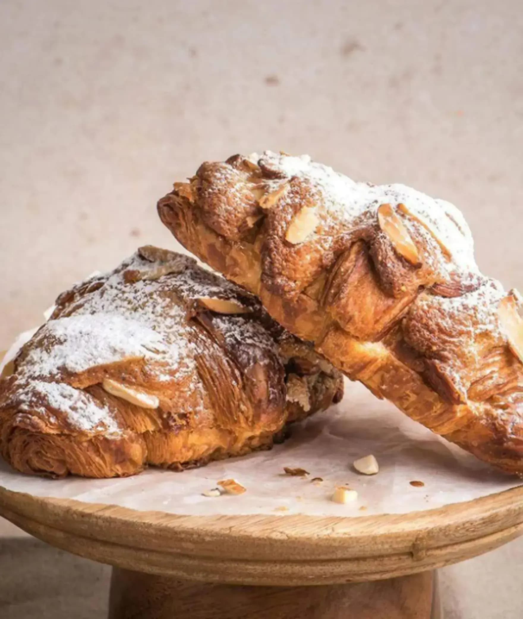 Suchali's Artisan Bakehouse - Logo
