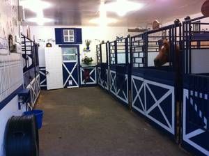 Summerland Stables - Logo