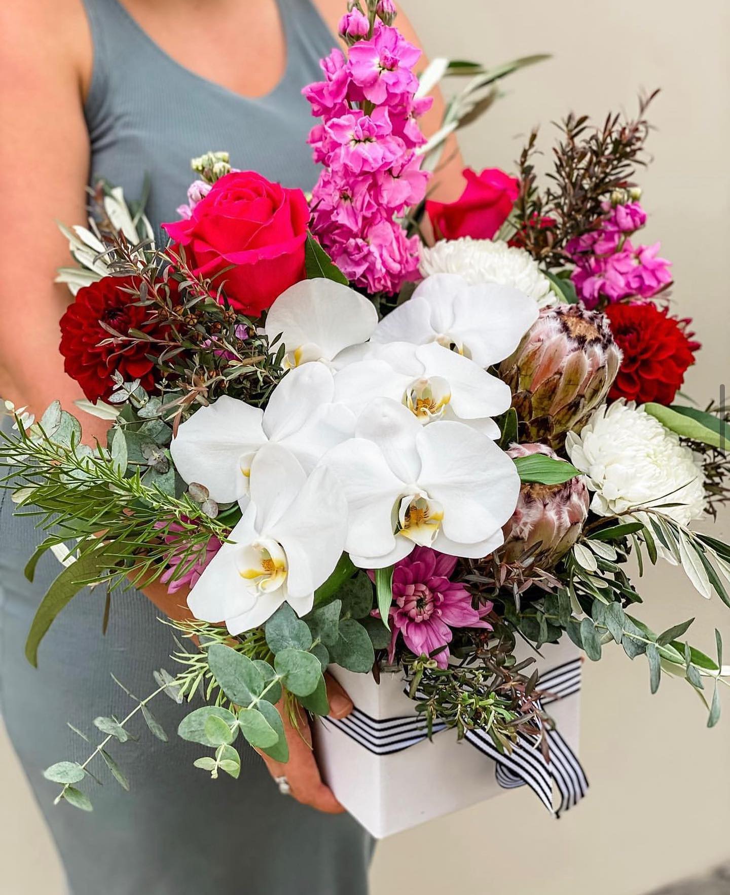 Suncoast Flowers - Logo