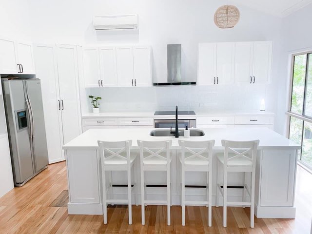 Suncoast Kitchens - Logo