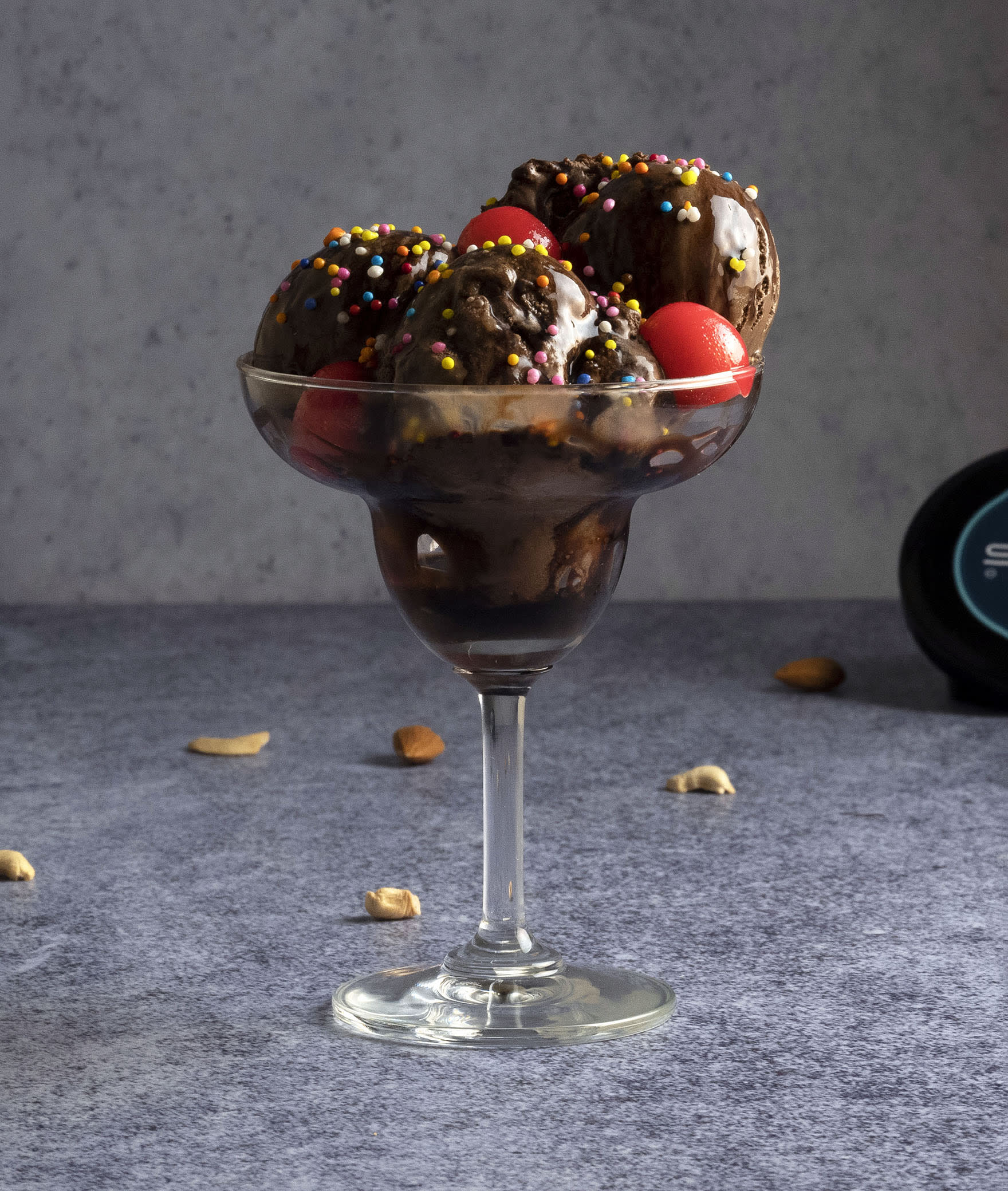 Sundae Everyday Ice Creams - Logo