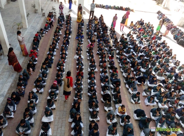 Sundram Vidya Vihar School - Logo