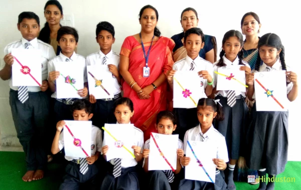 Sunita Global School - Logo