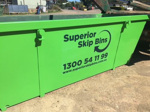 Superior Skip Bins - Logo