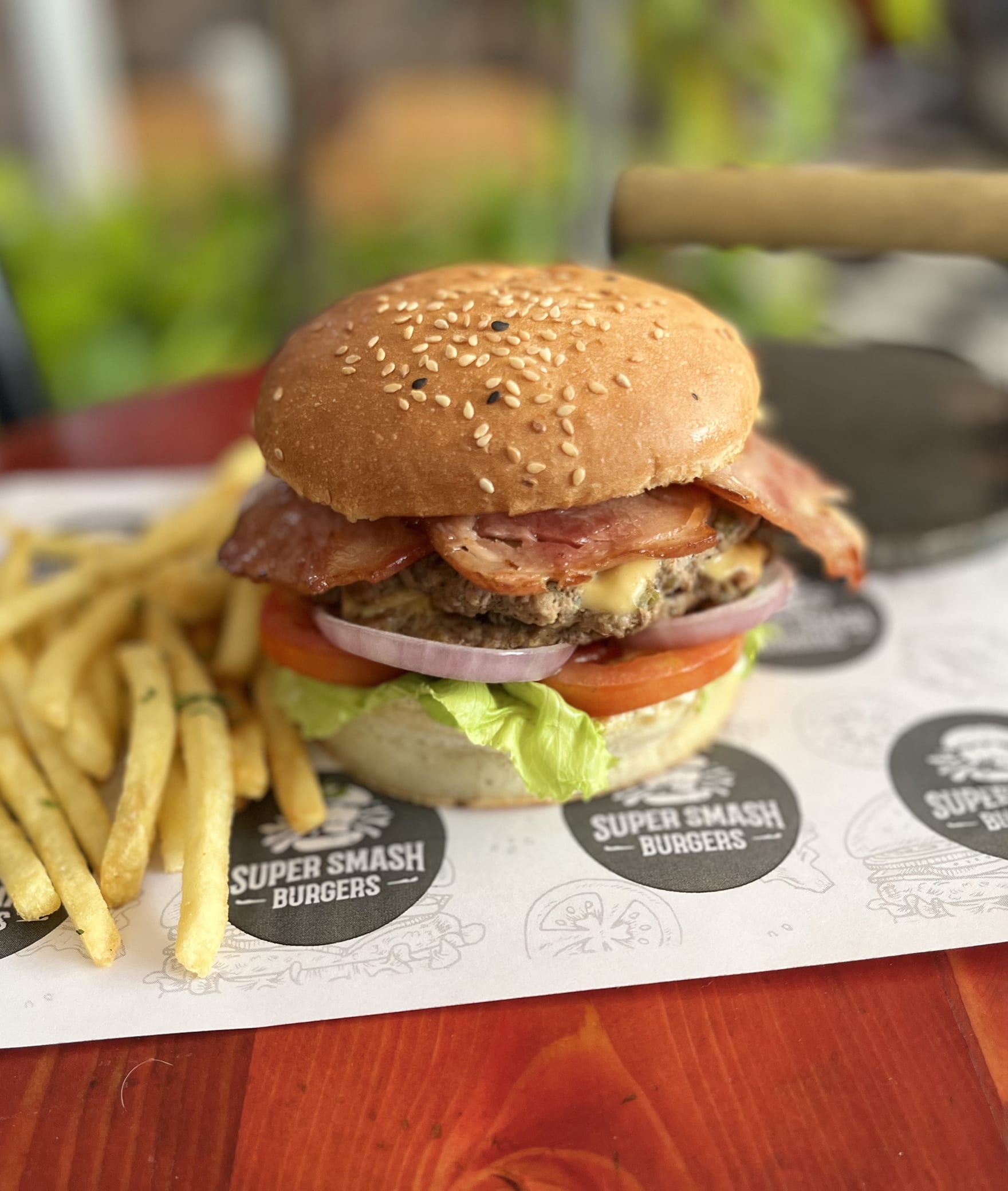 Super Smash Burgers by Burger Barn - Logo