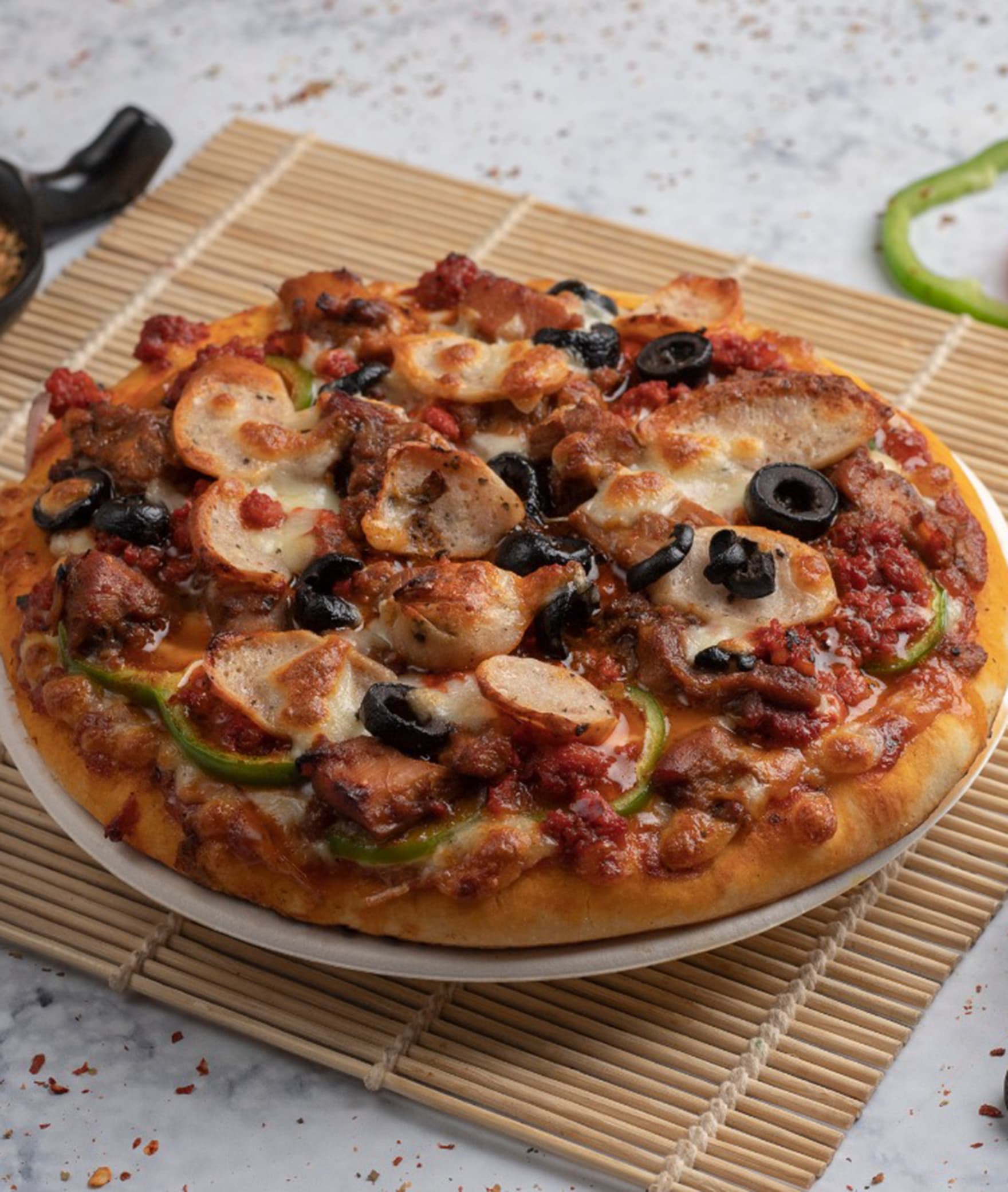 SUPREME PIZZA - Logo