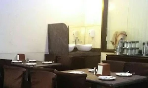 Supreme Restaurant - Logo