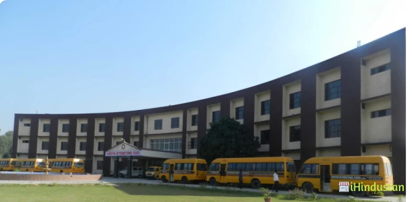 Surevin International School - Logo
