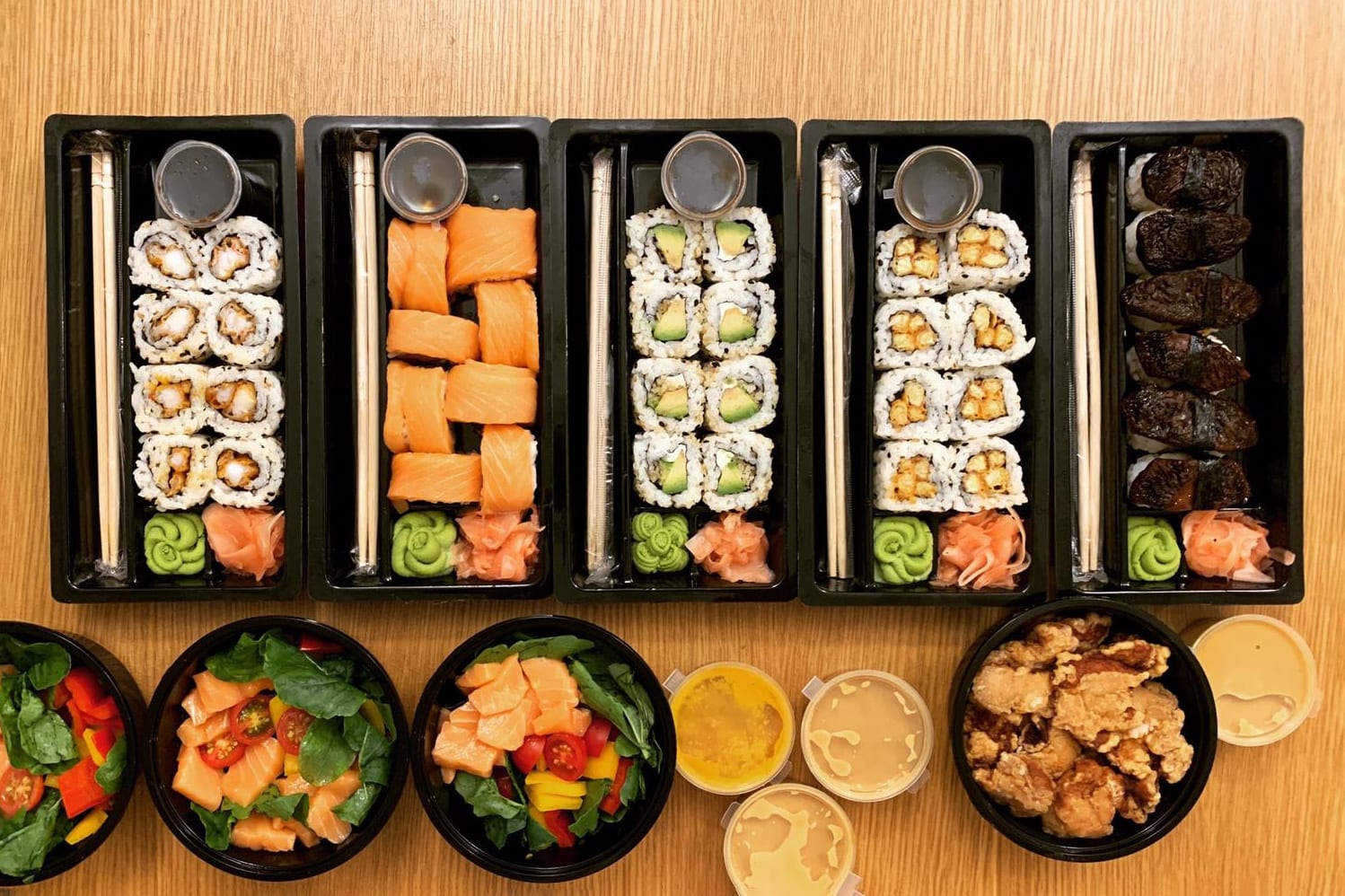 Sushi and More - Logo