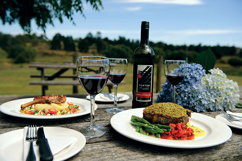 Sutton Forest Inn - Logo