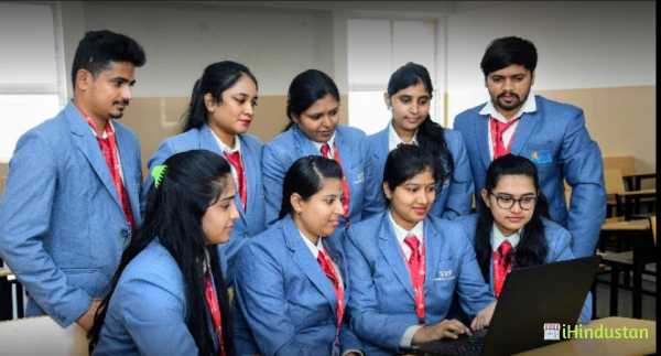 SVR College - Logo