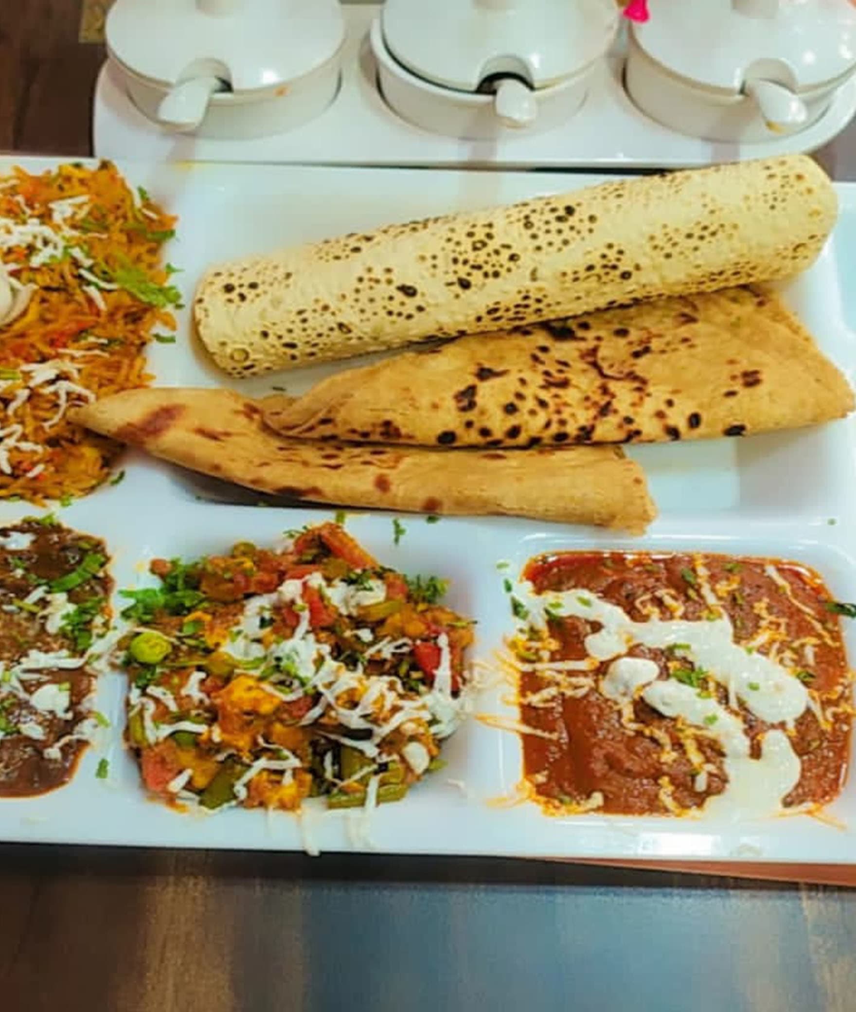 Swaad Chatkaara Restaurant - Logo
