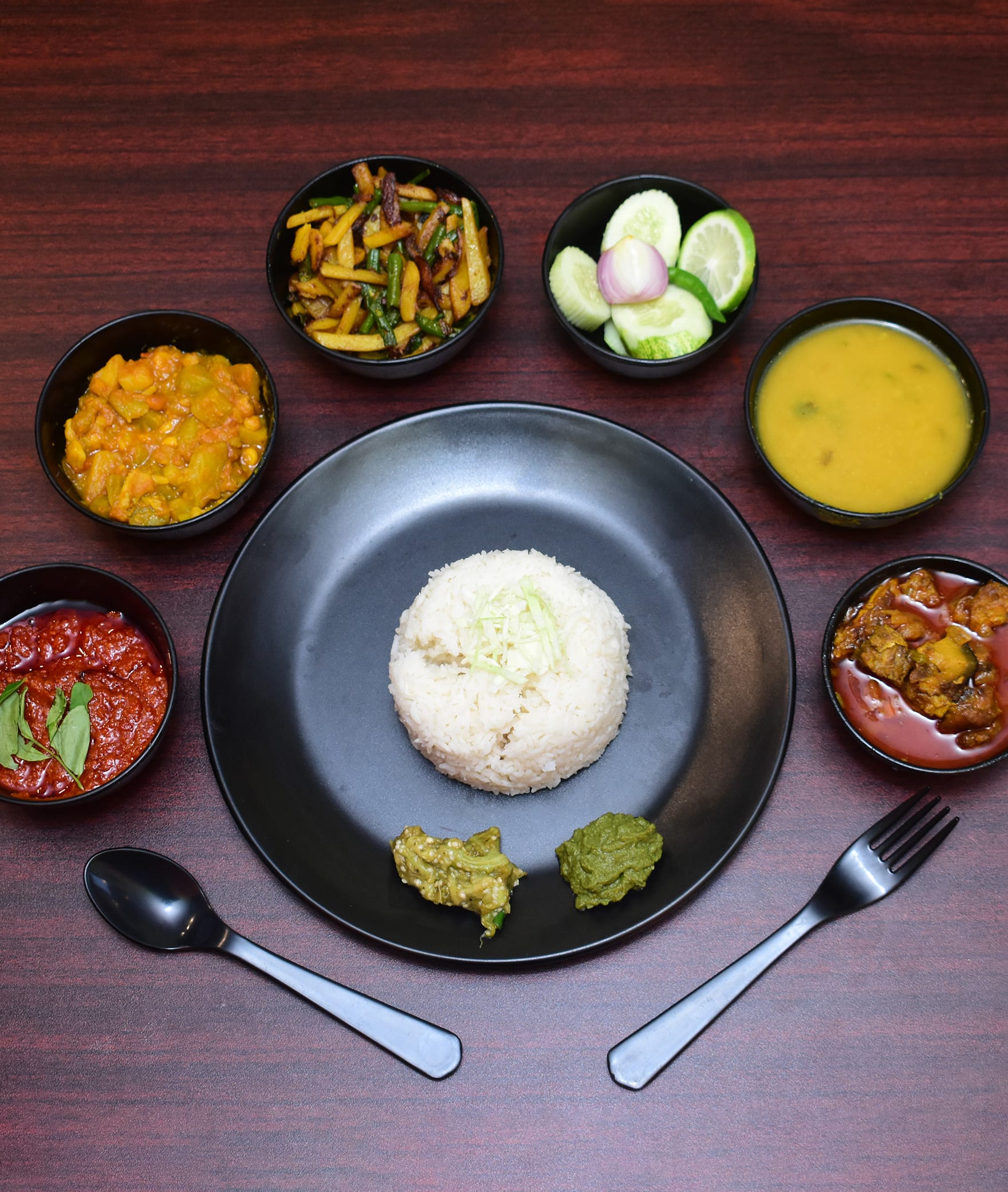 Swad - Thalis & More - Logo