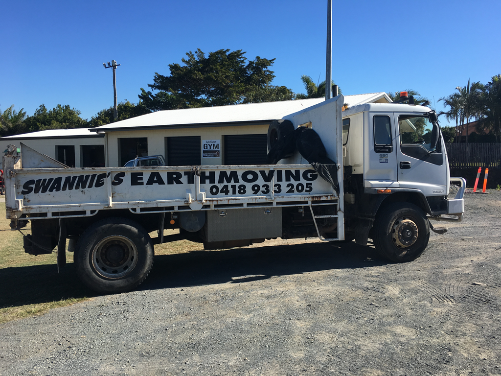 Swannies Earthmoving - Cover photo