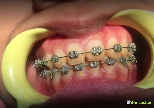 Swaranjana Dental Clinic - Logo