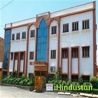SWAR VANDANA ACADEMY SR SEC SCHOOL - Logo