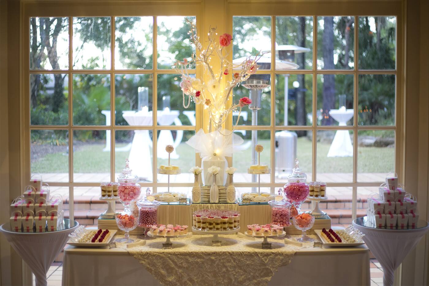 Sweet Az Tables & Decorations - Logo