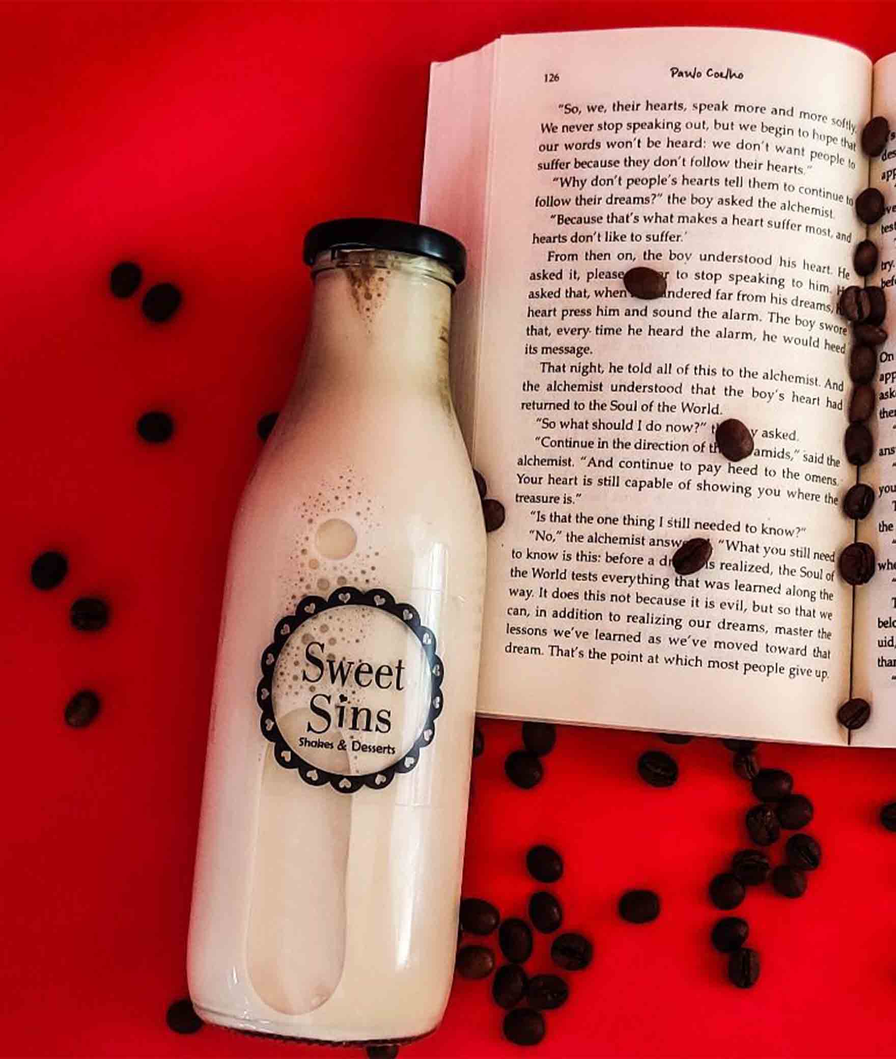 SWEET SINS-SHAKES & DESSERTS - Logo