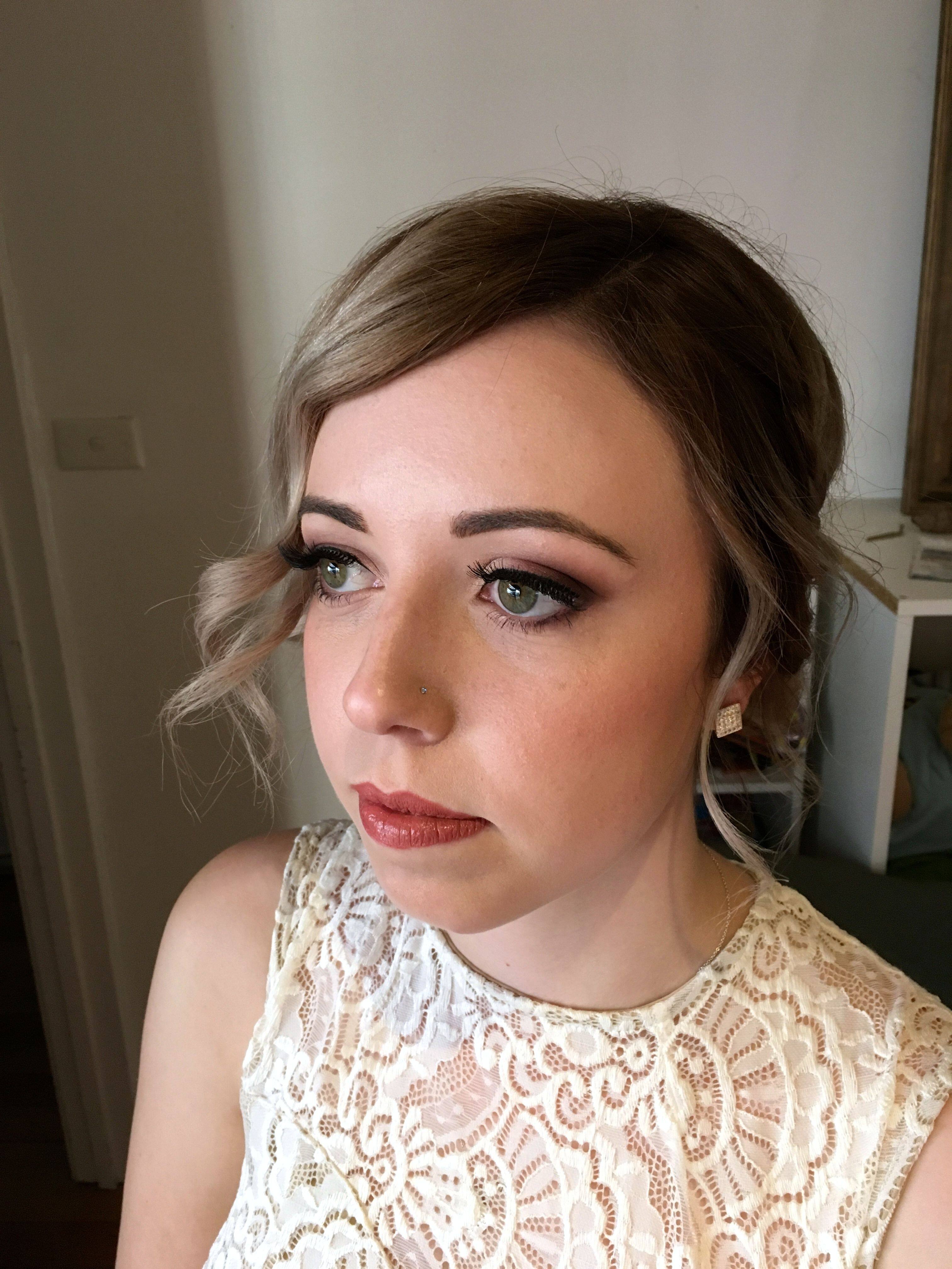 Tabetha Henry Makeup Artist - Logo
