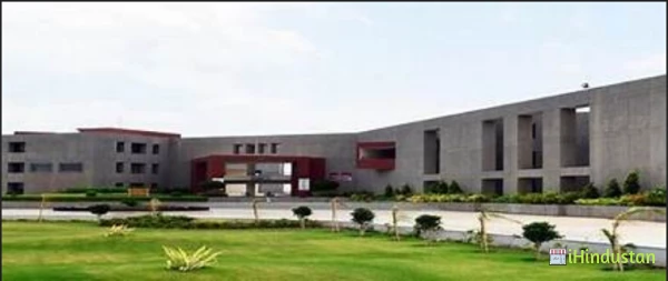 Takshashila College of Engineering Technology - Logo