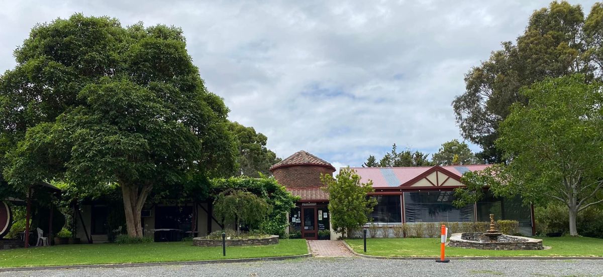 Talunga Estate - Logo