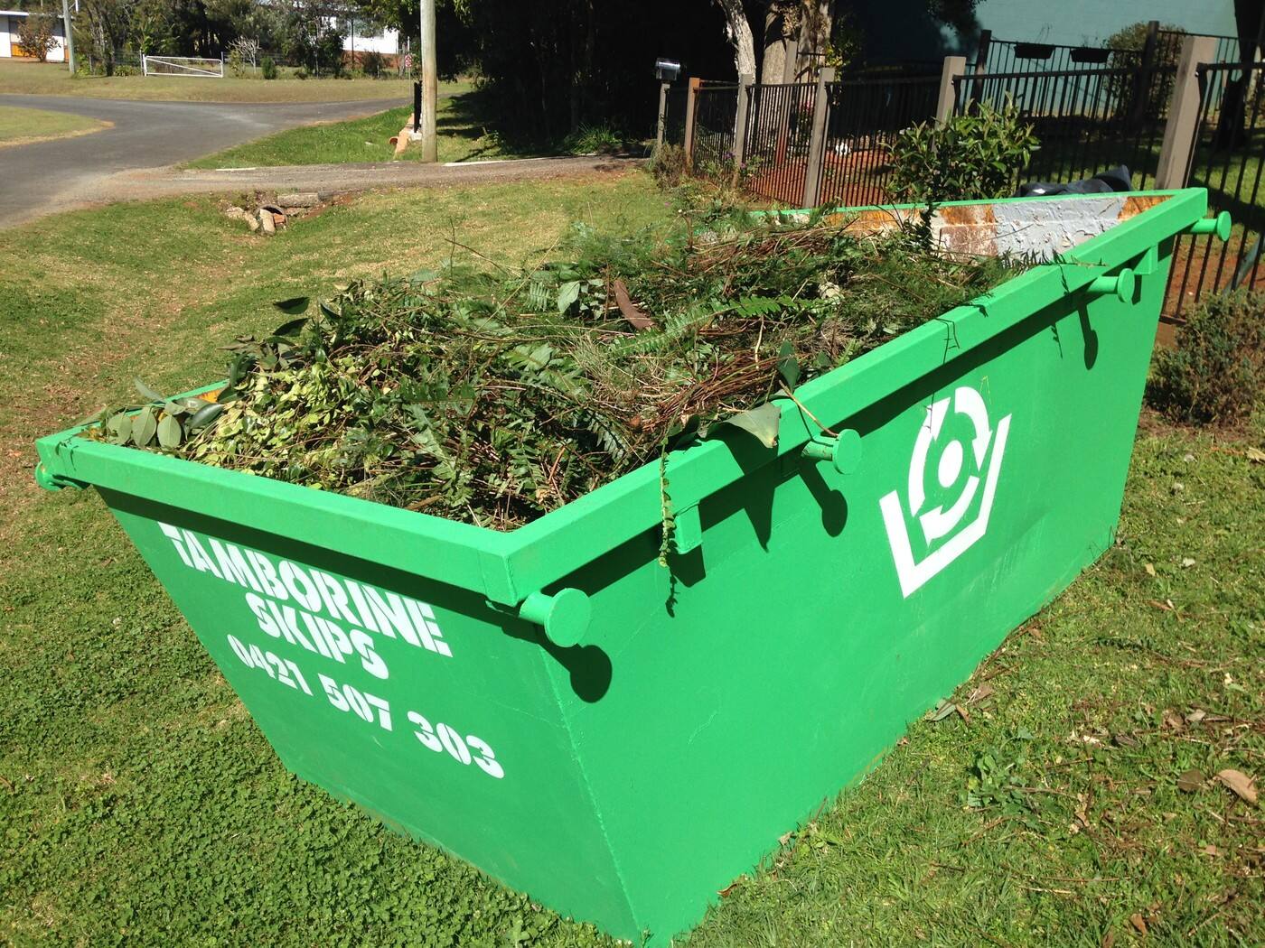 Tamborine Skips - Logo