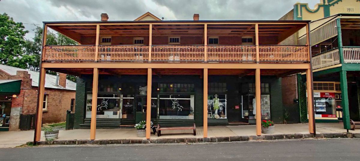 Tamburlaine Wines Millthorpe Cellar Door - Logo