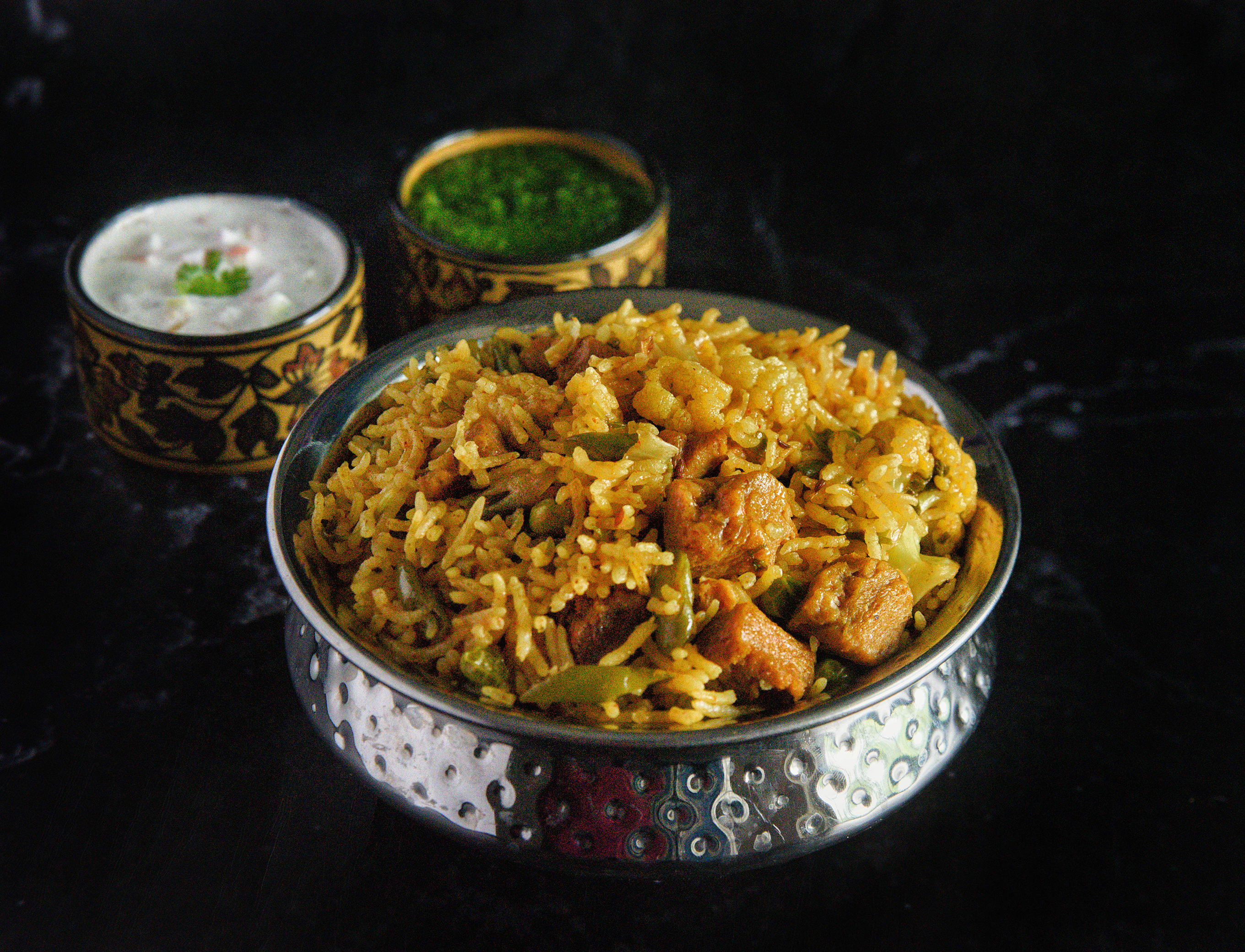 TANDOORI BROTHERS CHICKEN IN - Logo