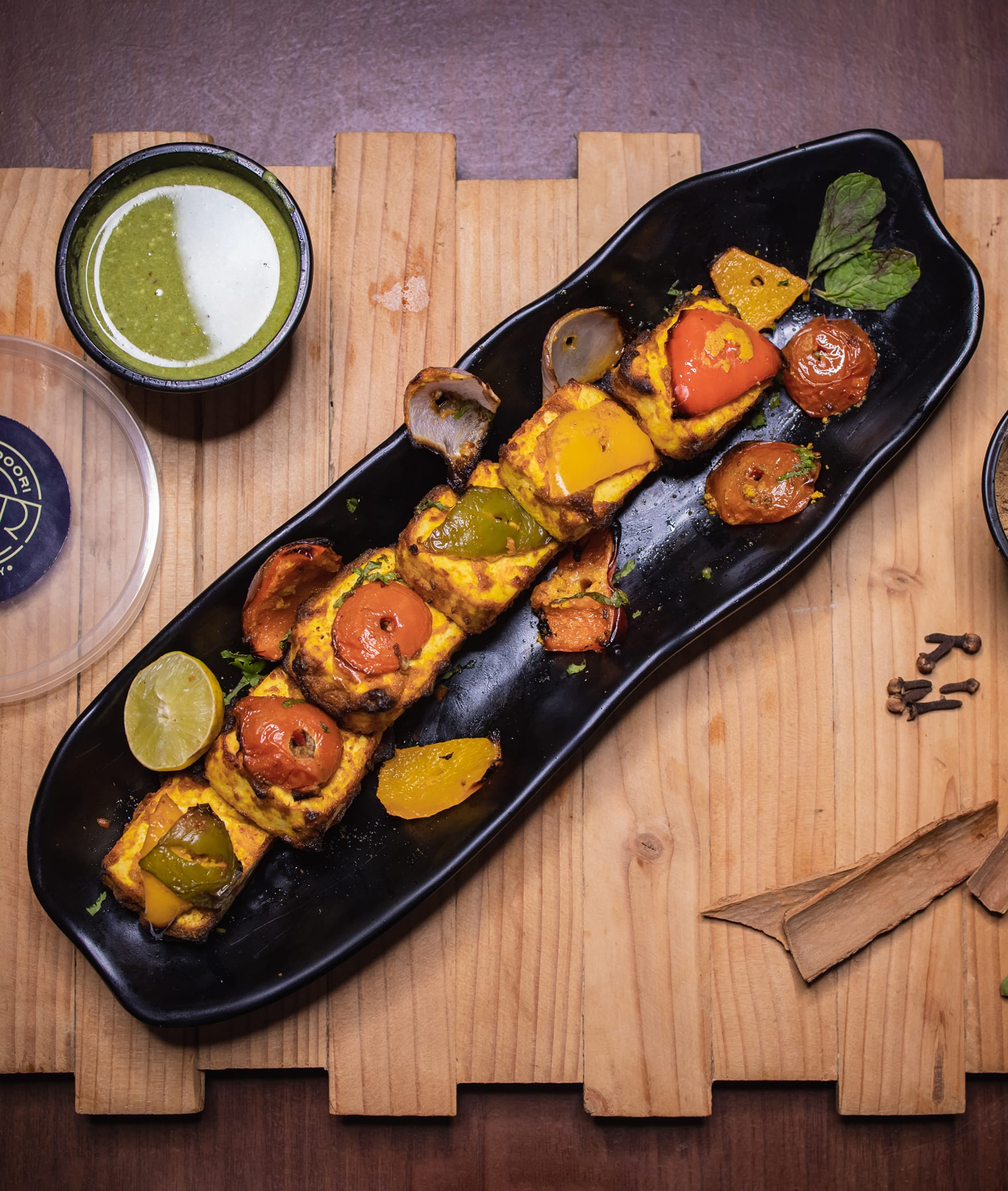 Tandoori Pitara - Logo