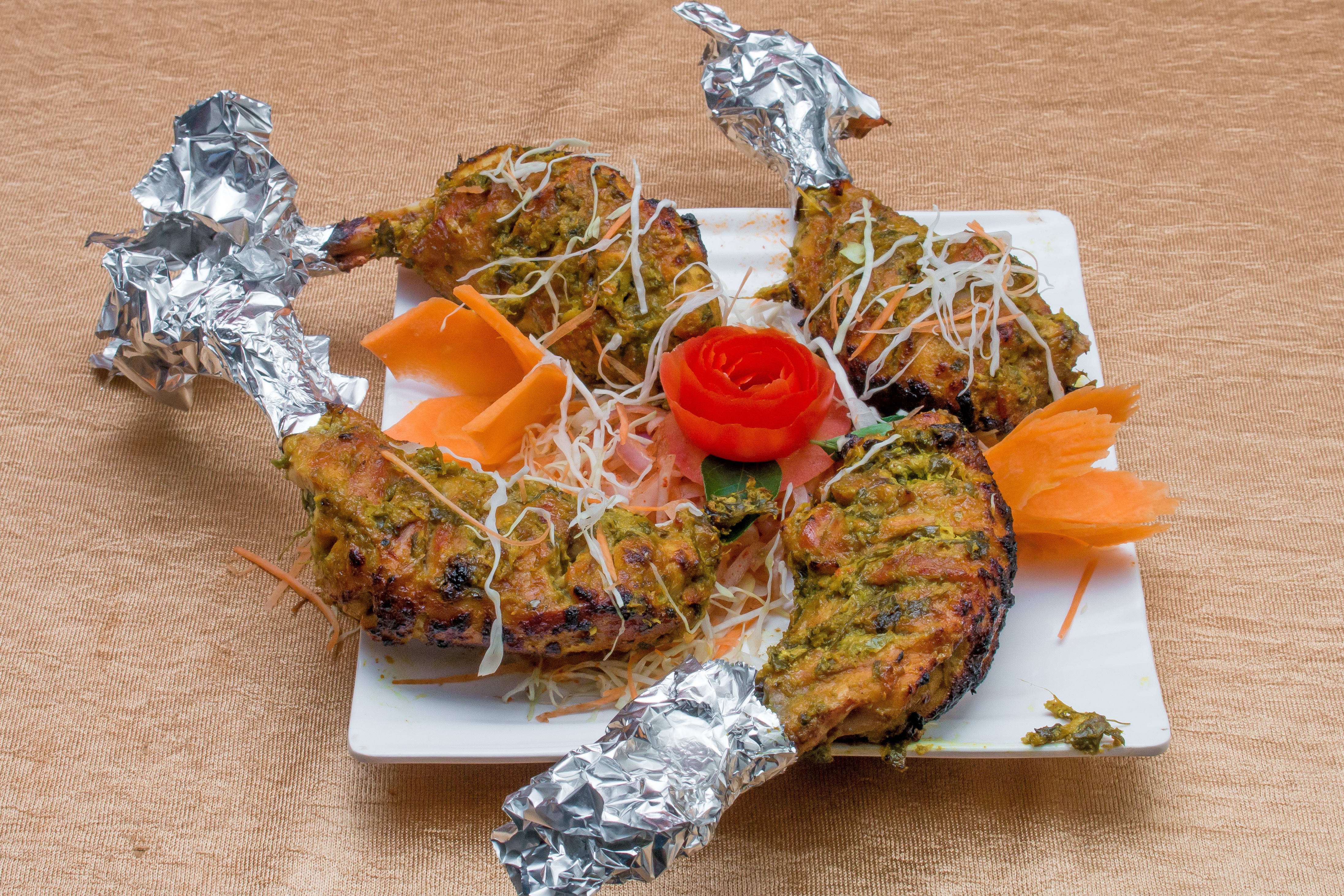 Tandoori Treats - Logo
