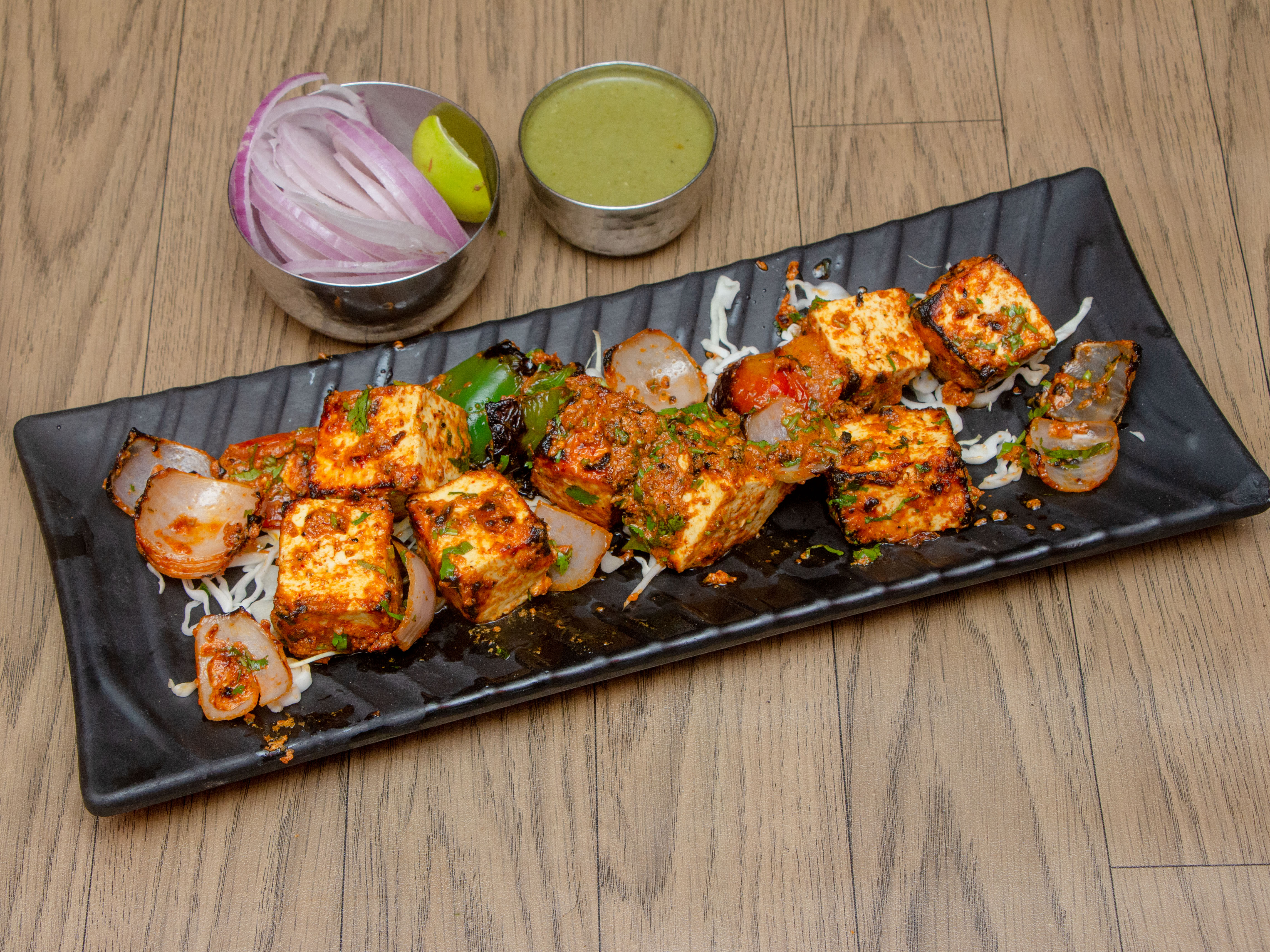 TANDOOR & OVEN - Logo