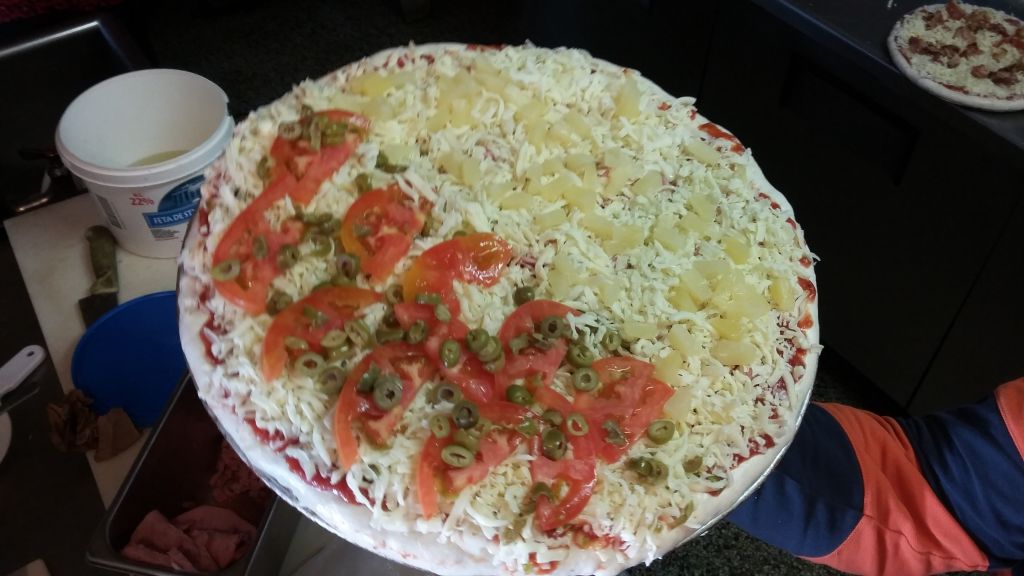 Tangerine Pizza - Logo