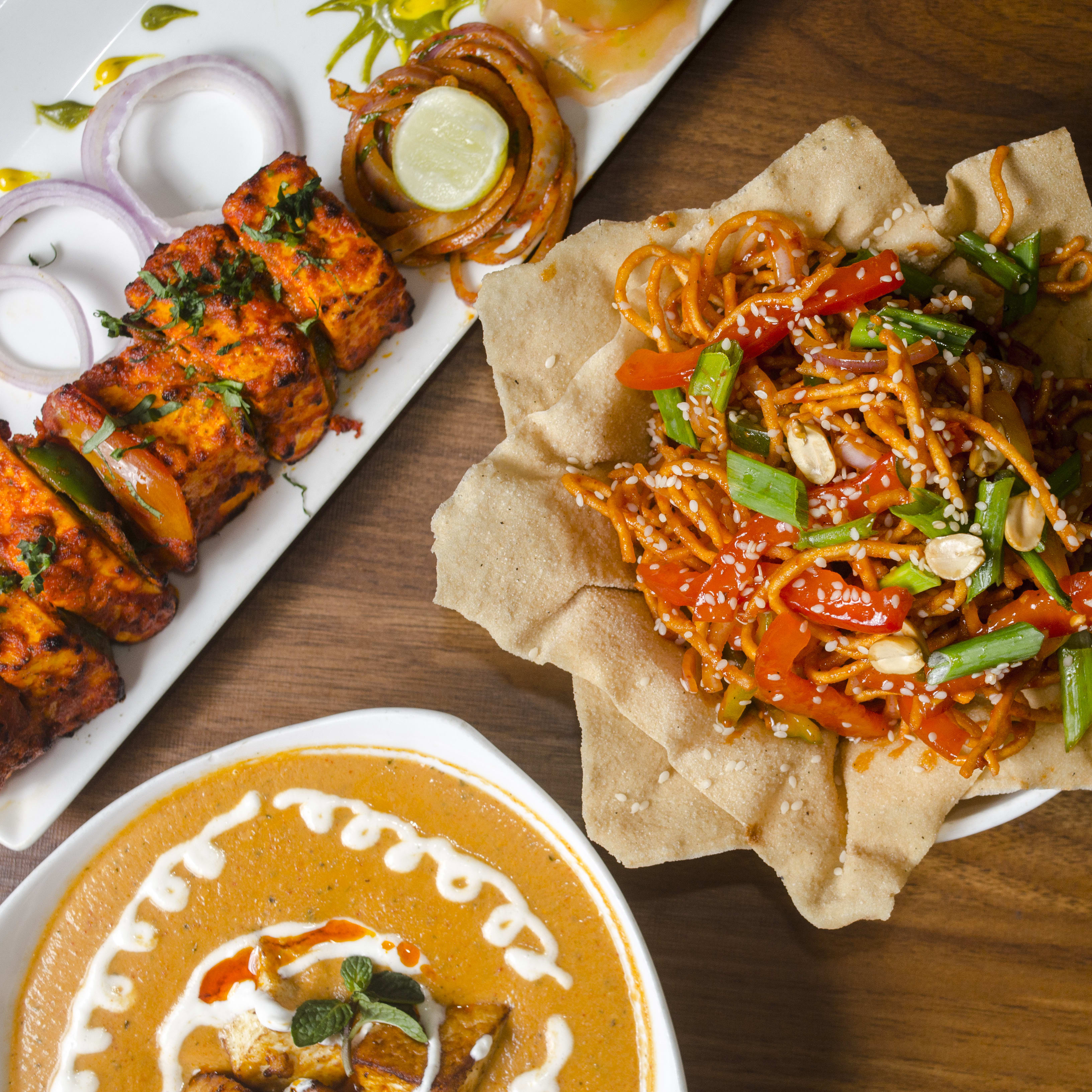 Tanish Dining and Cafe - Logo