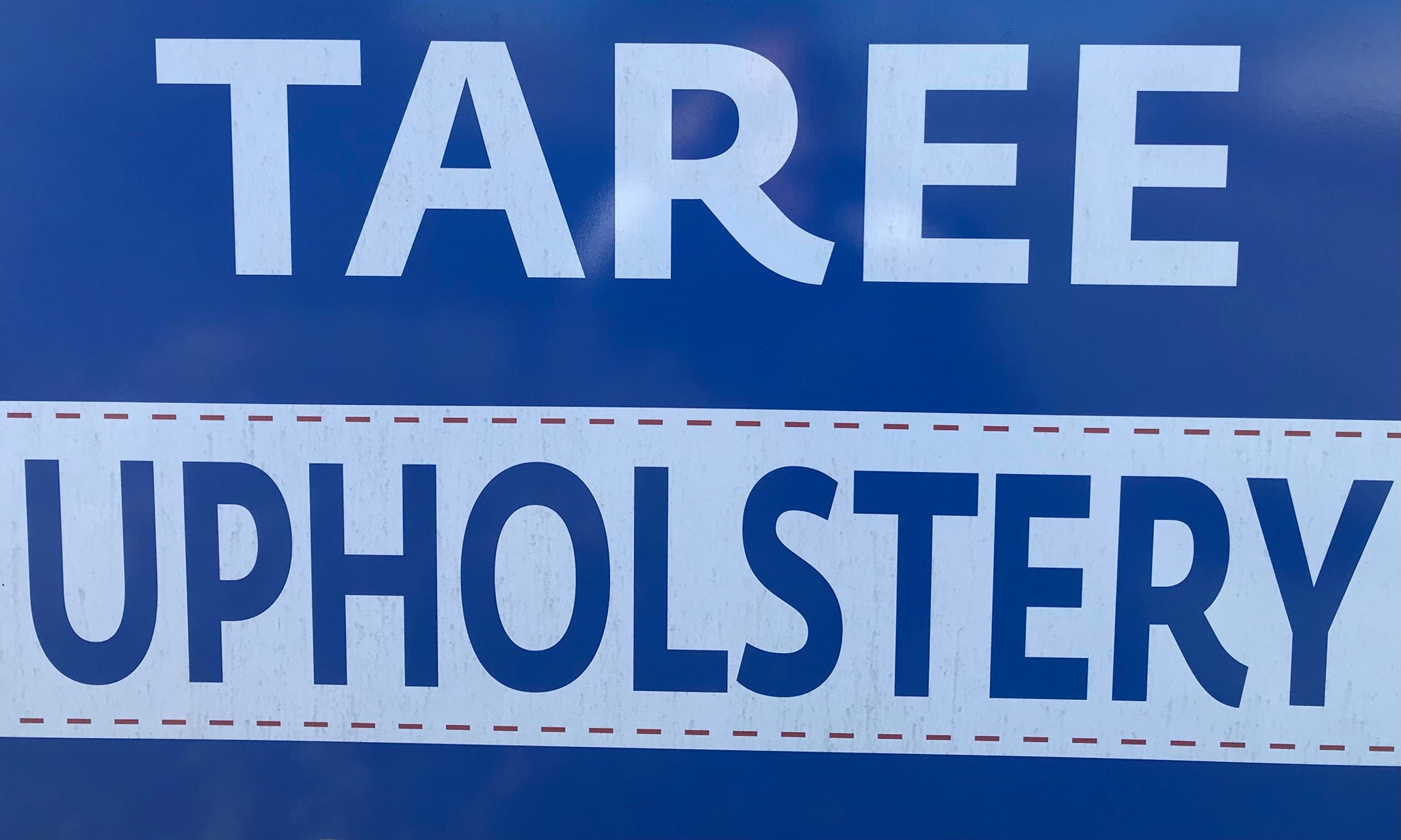 Taree Upholsterer - Logo