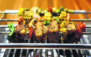 Tasty Food - Logo