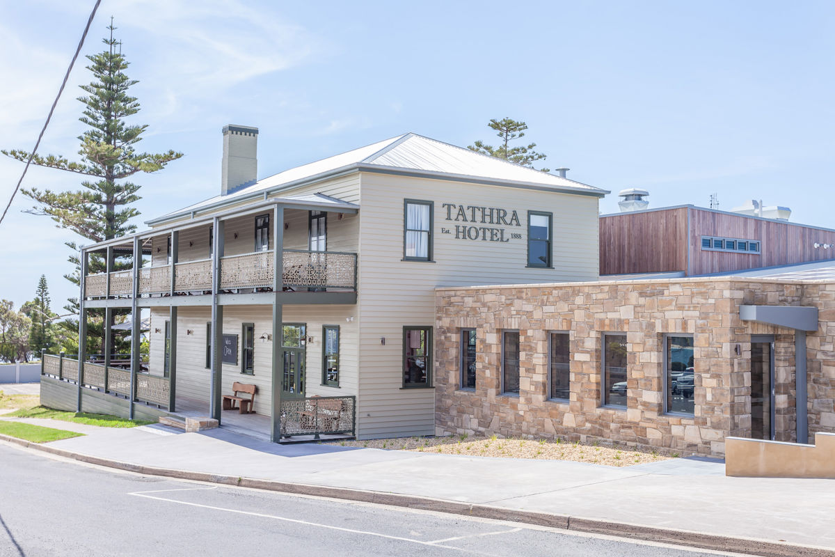 Tathra Hotel - Logo