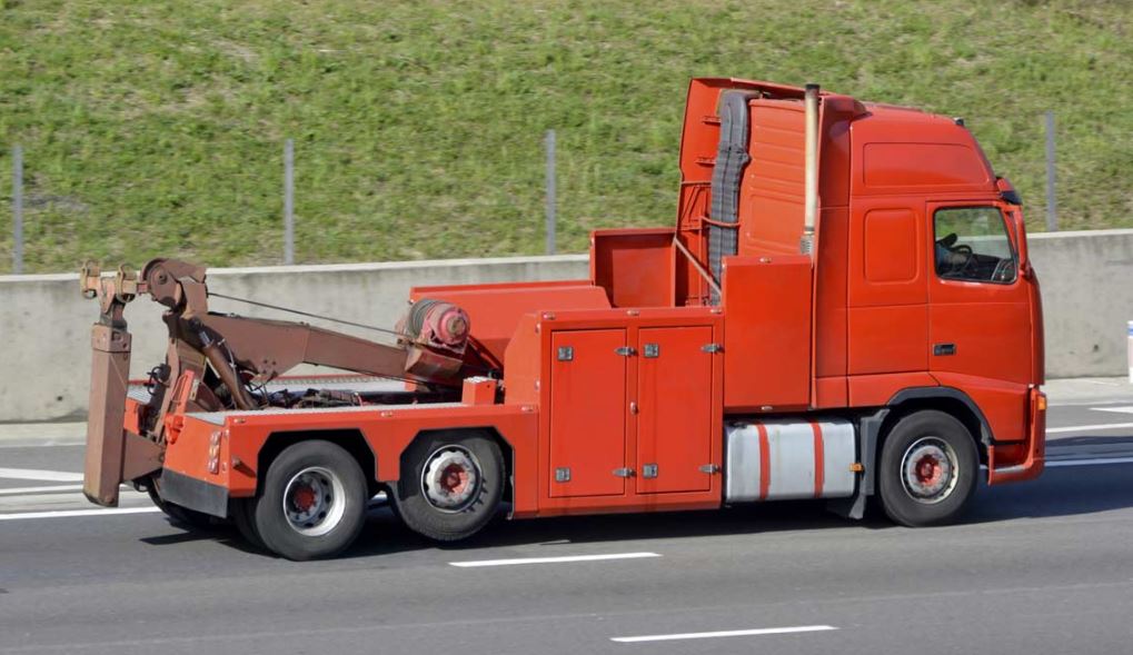 T & B Towing - Cover photo