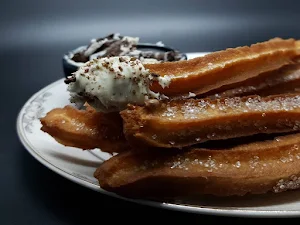Tempting Churros - Logo