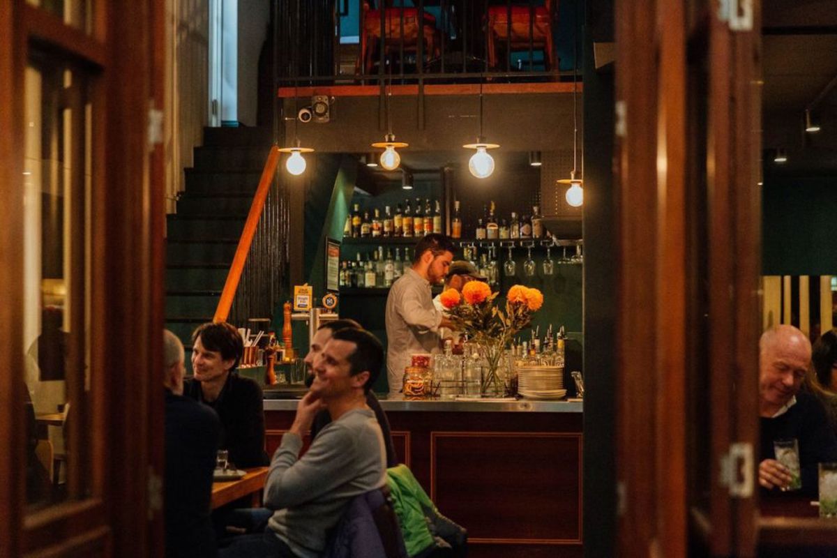 Tempus Mezze Bar - Logo