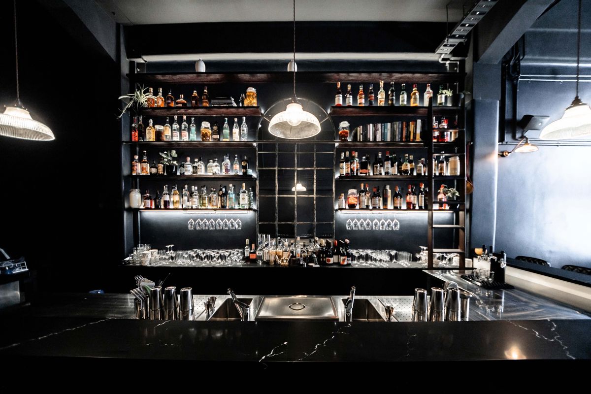 Teresa Cocktail Bar - Logo