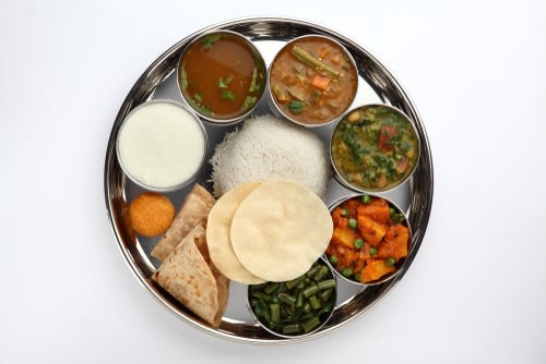 Thali Bhojnalya - Logo