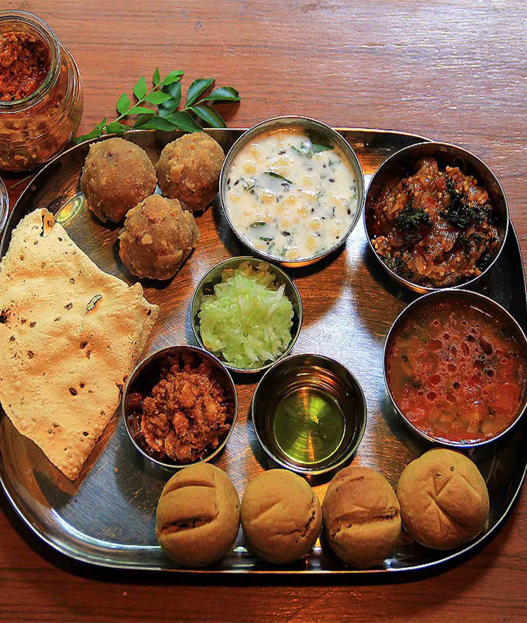 Thali Street - Logo