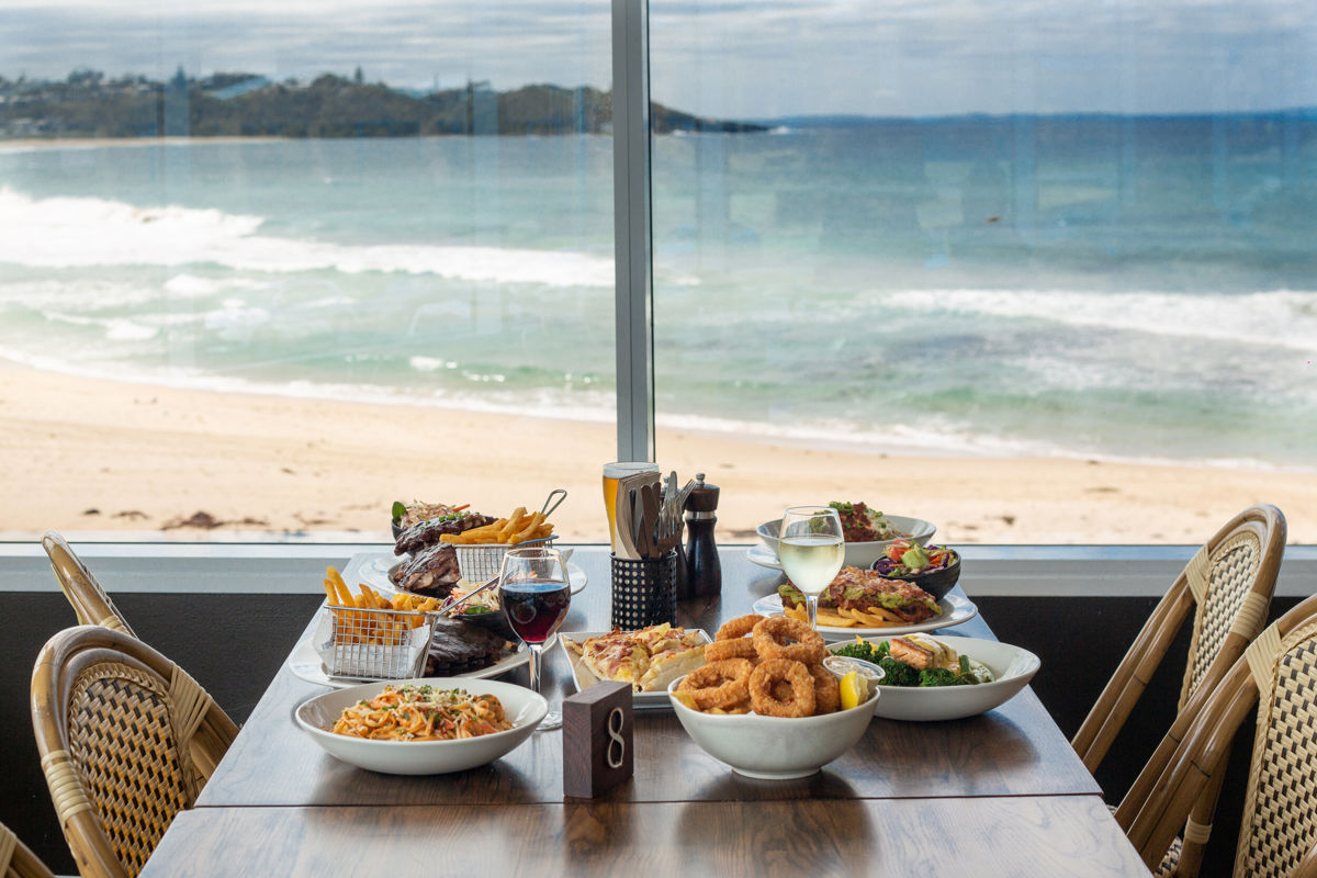 The Beachside Bistro @ Mollymook Golf Club - Logo